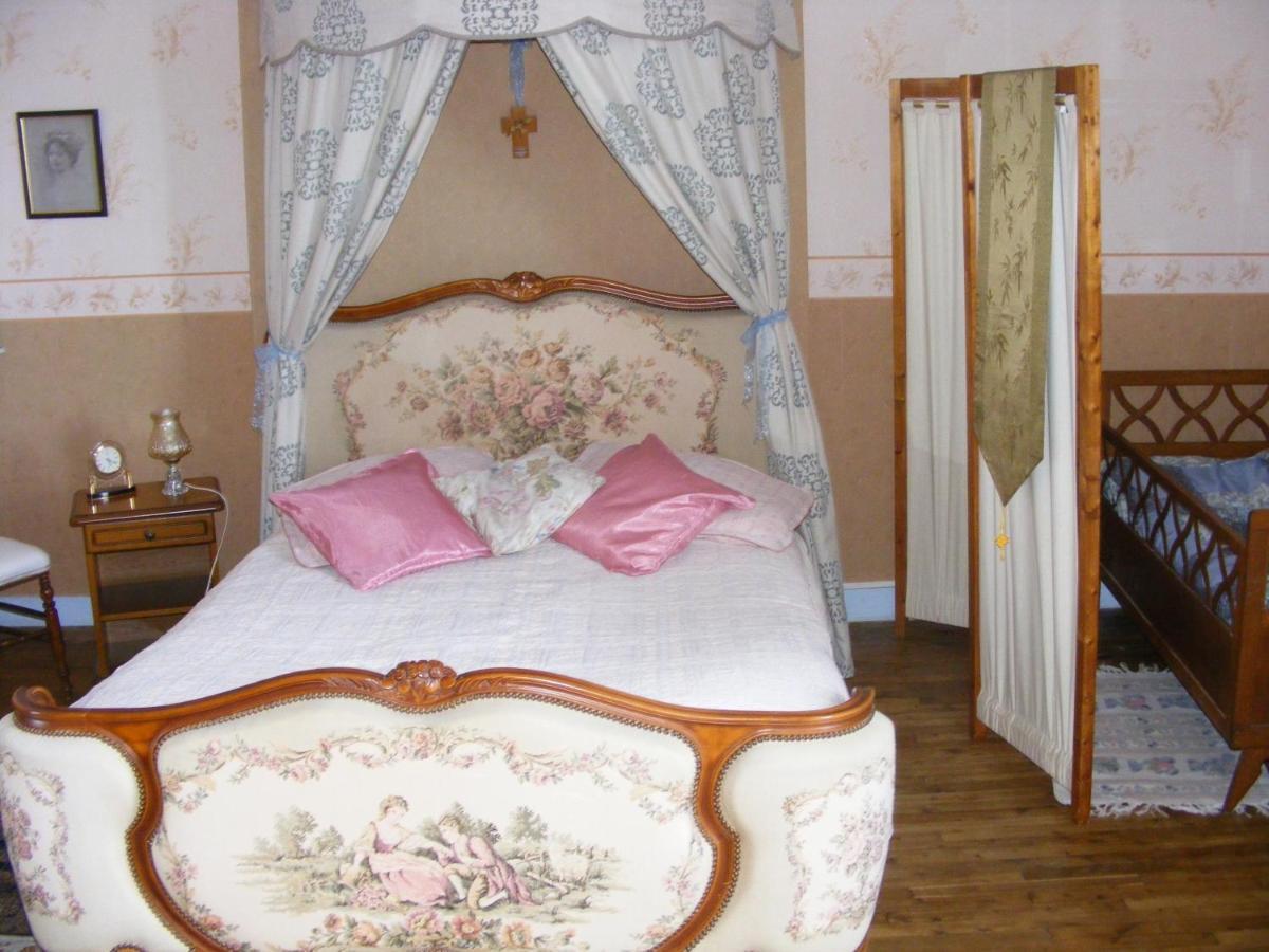 Hotel La Mailholière Blanzay Esterno foto